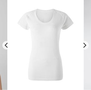 Lululemon Swiftly Tech Short Sleeve Scoop Size 4